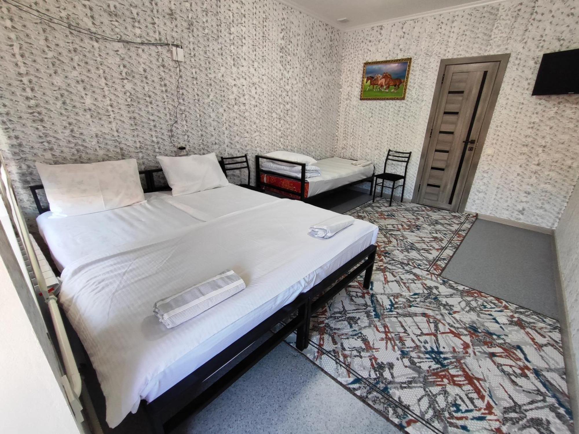 Guest House Sanat Naryn Zewnętrze zdjęcie